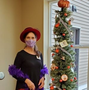 Meet your Posher, Angela